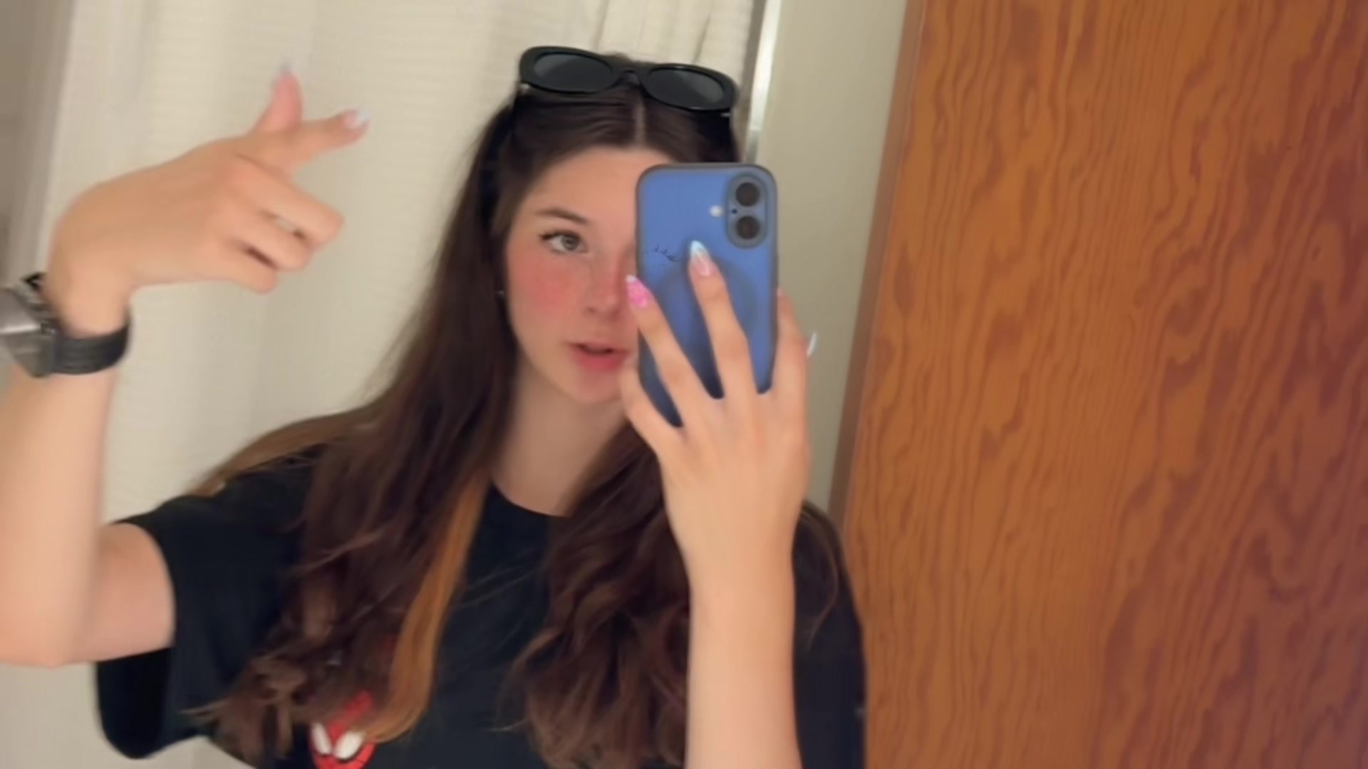 @EllaBloom