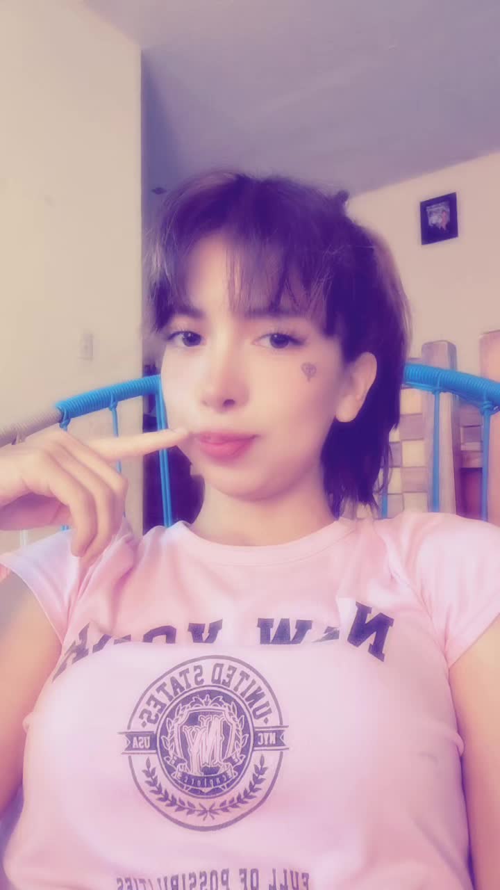 @𝕍𝔸𝕃𝔼ℝ𝕀𝔸🍒
