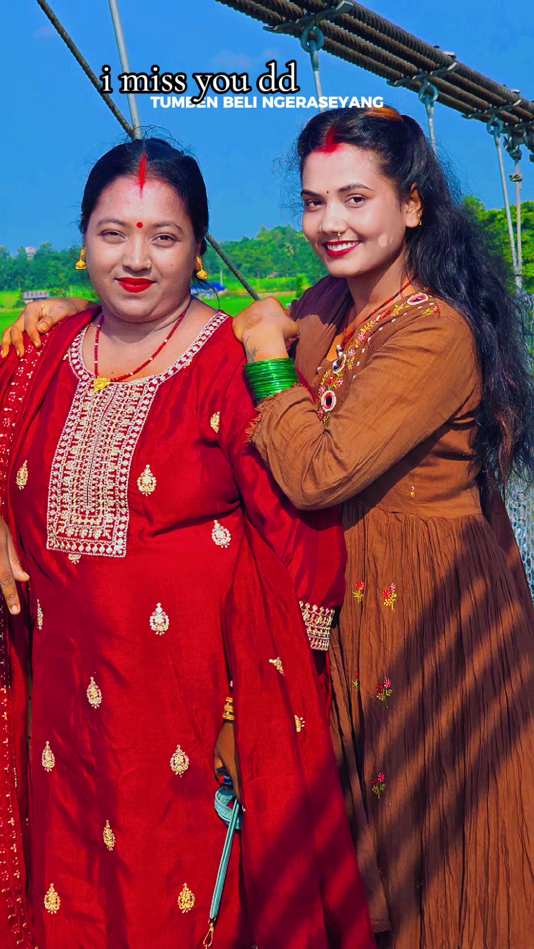 @lovely Anisha 44