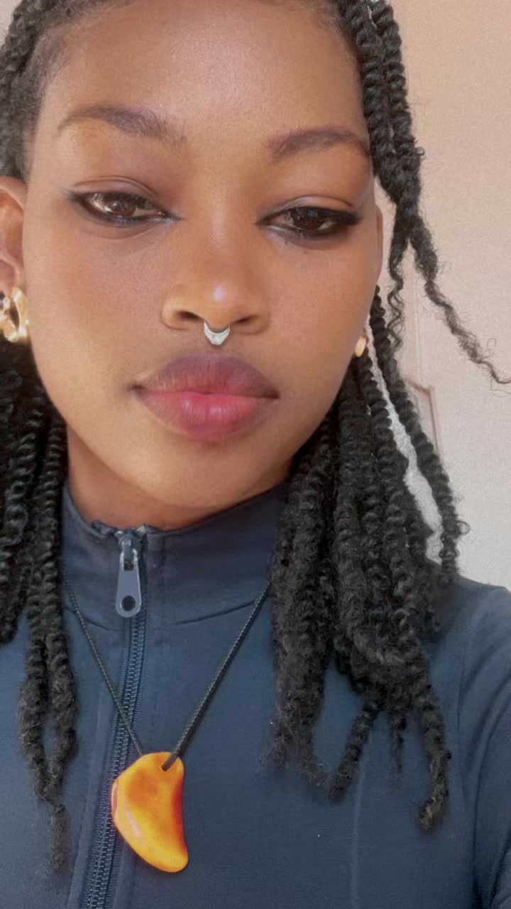 @Petronella Kandenge