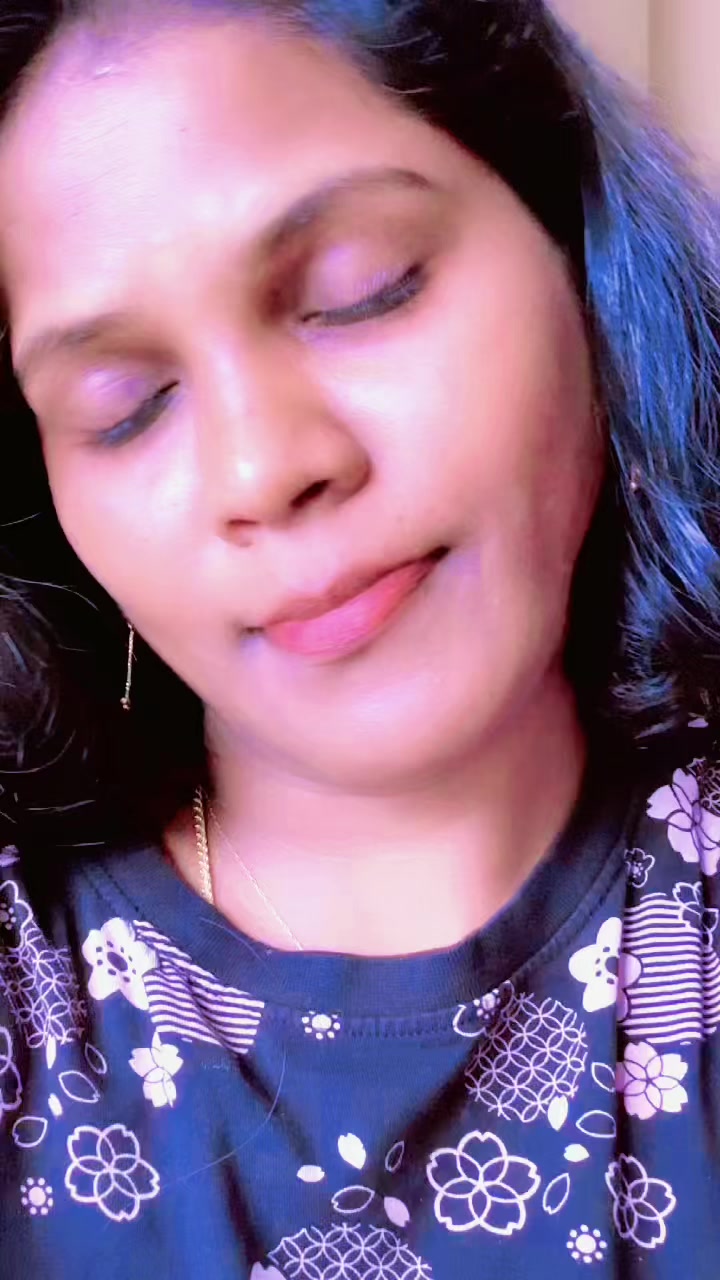 @GaYaThRI❤️ MaNiKAnDaN ❤️🇨🇦☃️