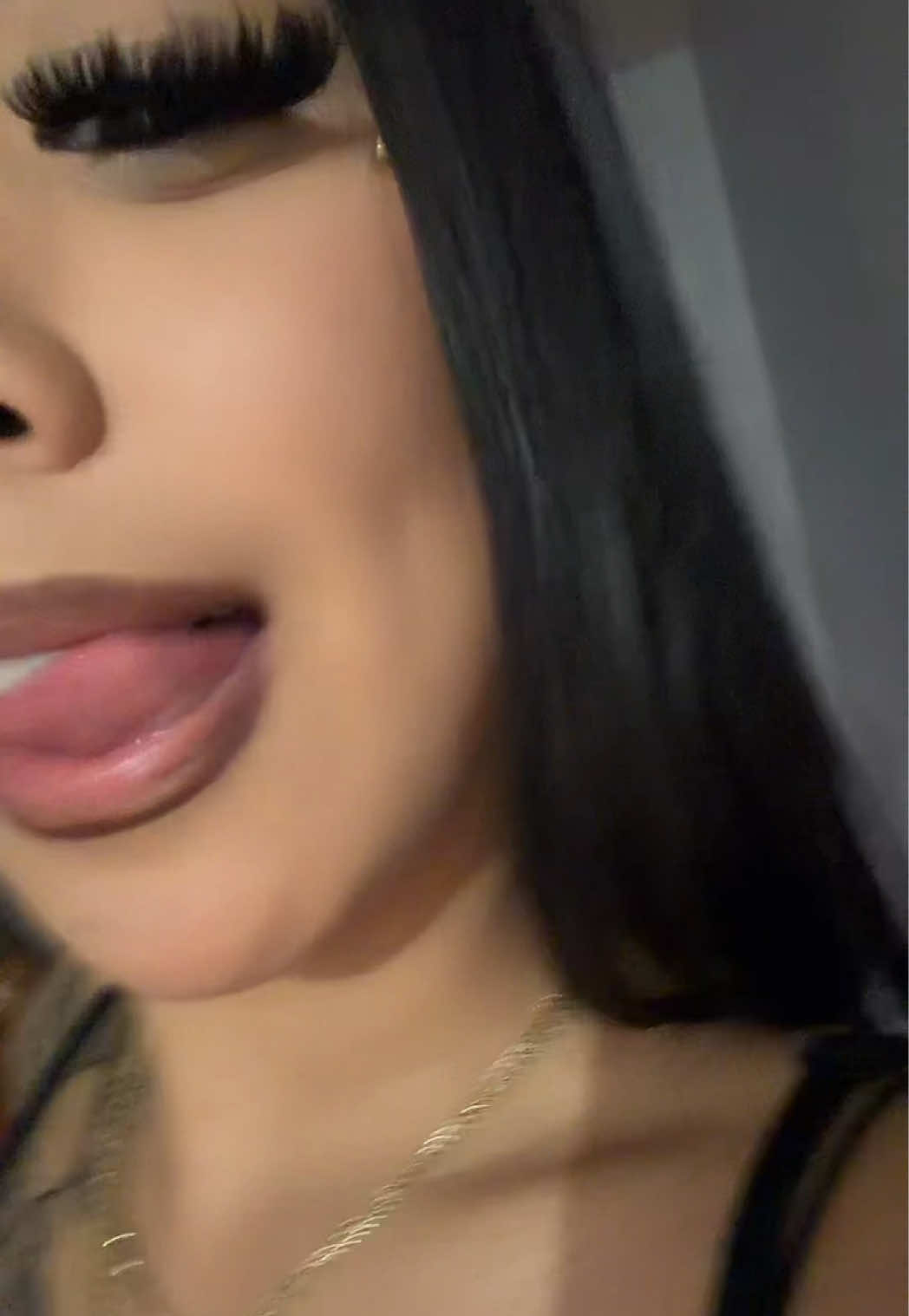 @aj 🧎🏻♀️