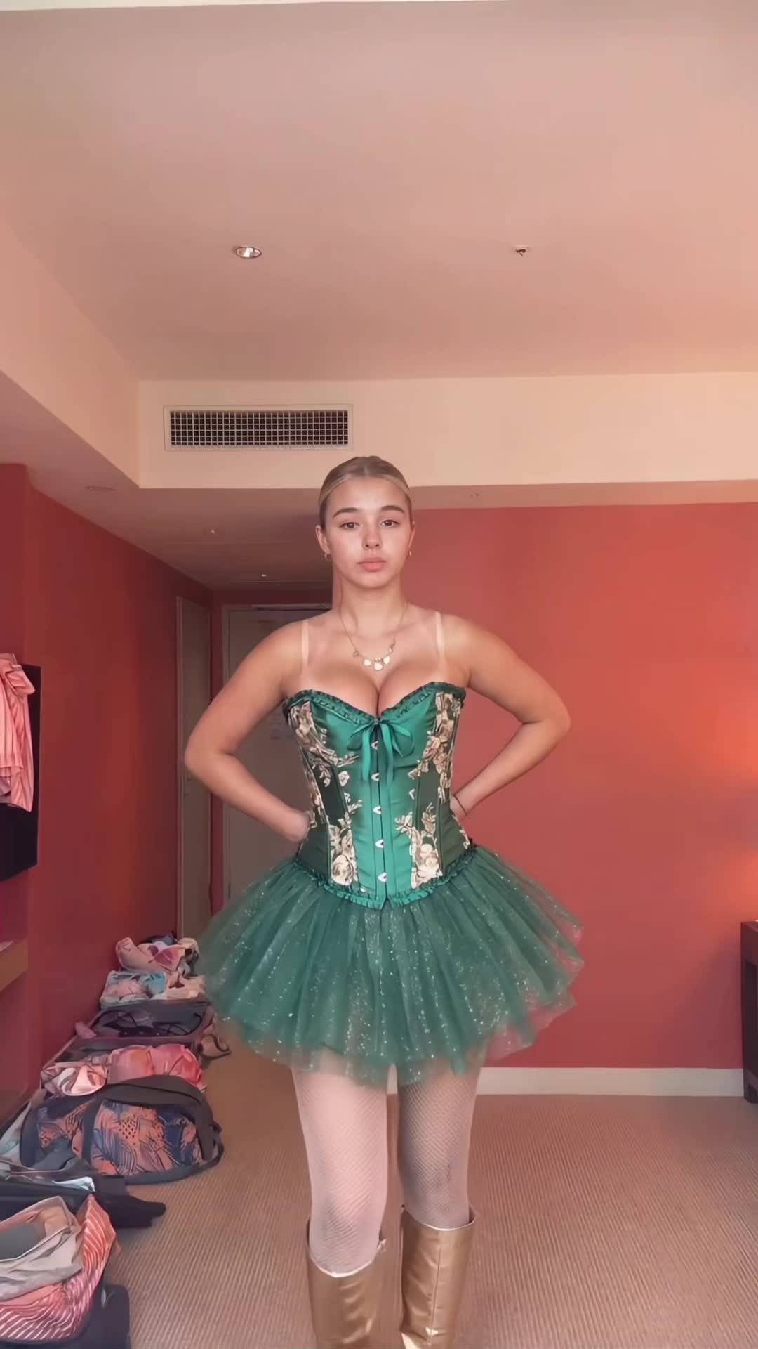 @Lily Nad