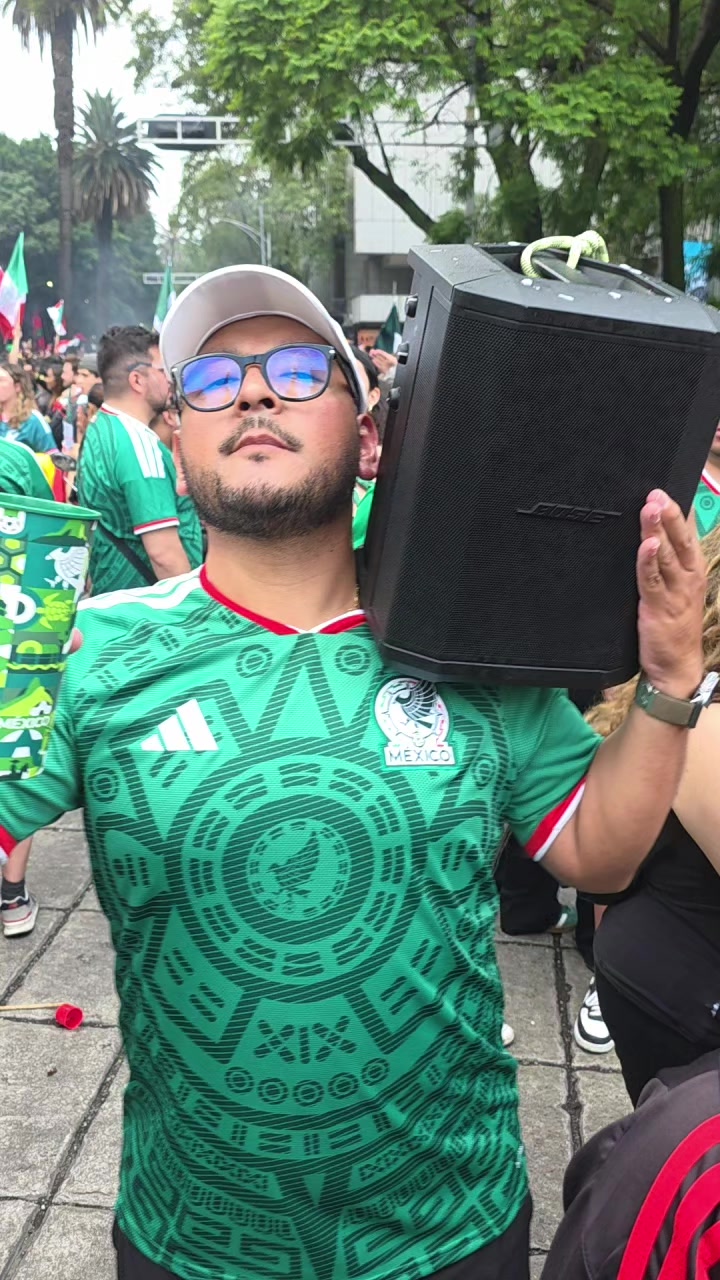 @Hedonista Mexicano