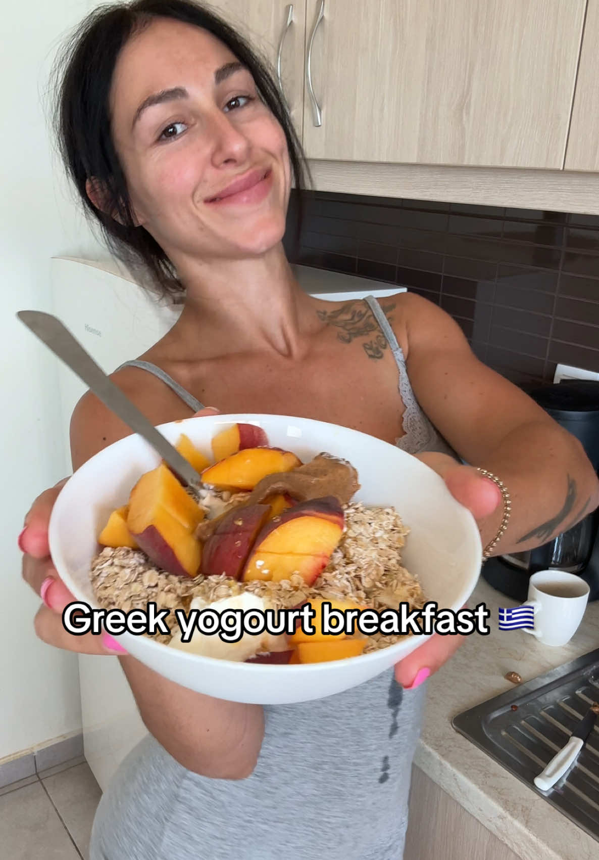 @imjoanniefit