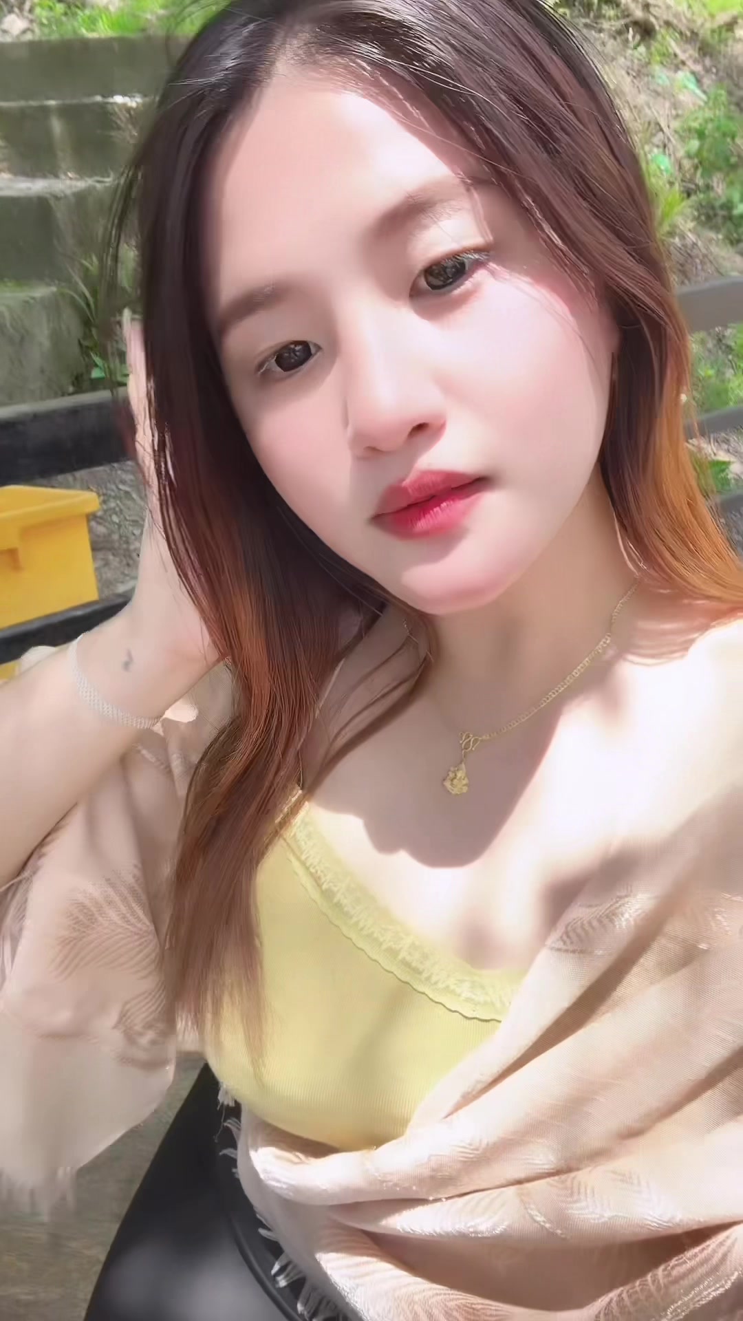 @Rija.