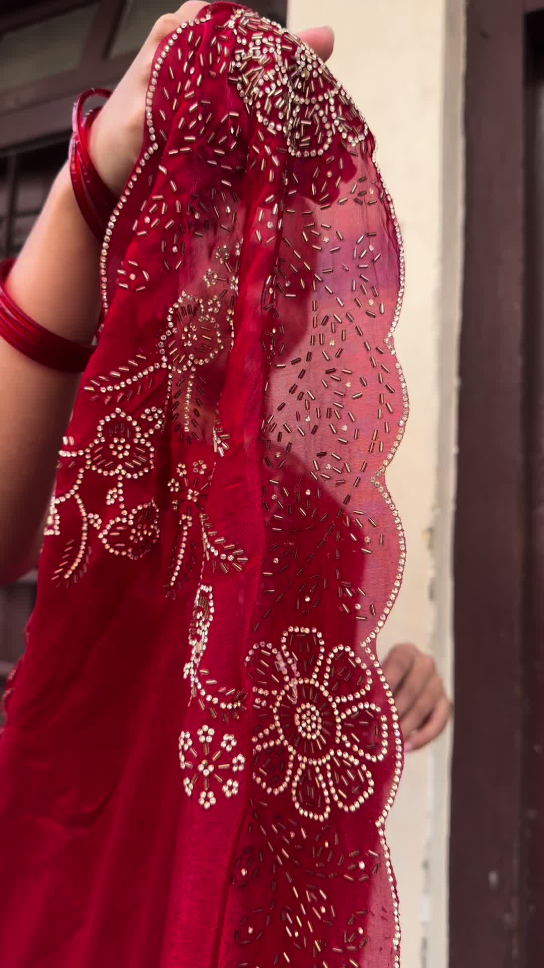 @Aaina_ethnic
