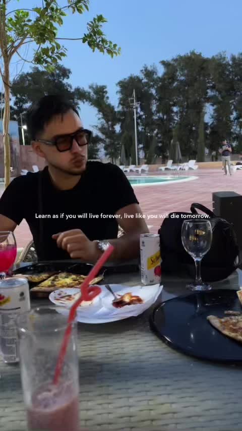@&Yuml;🫆