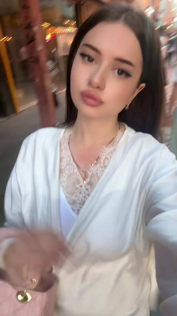 @Айлин🌙