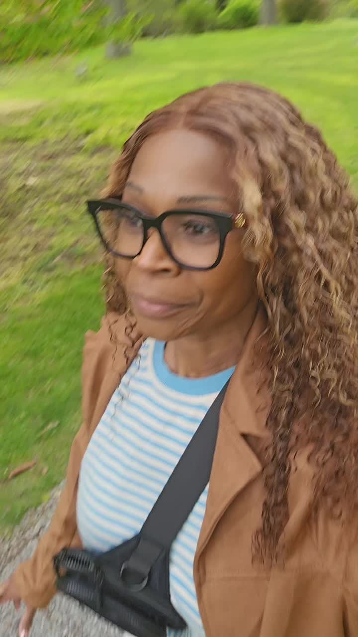 @AngelaWonderwmn