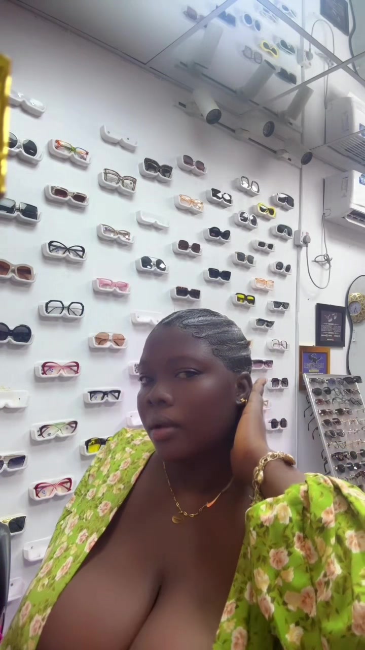 @Shuga of Akuresunglass2