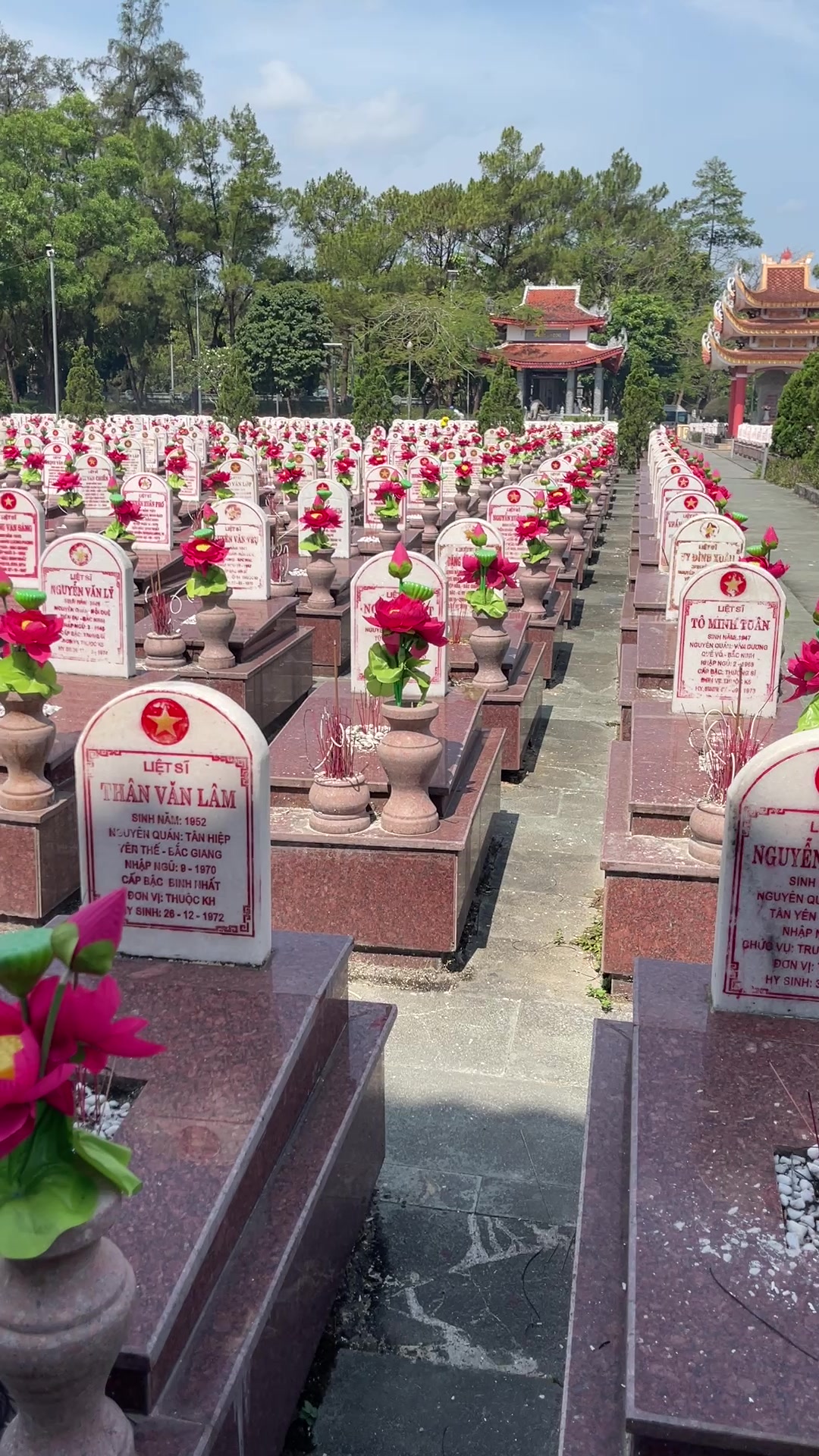 @Tuấn tour địa chỉ đỏ QT