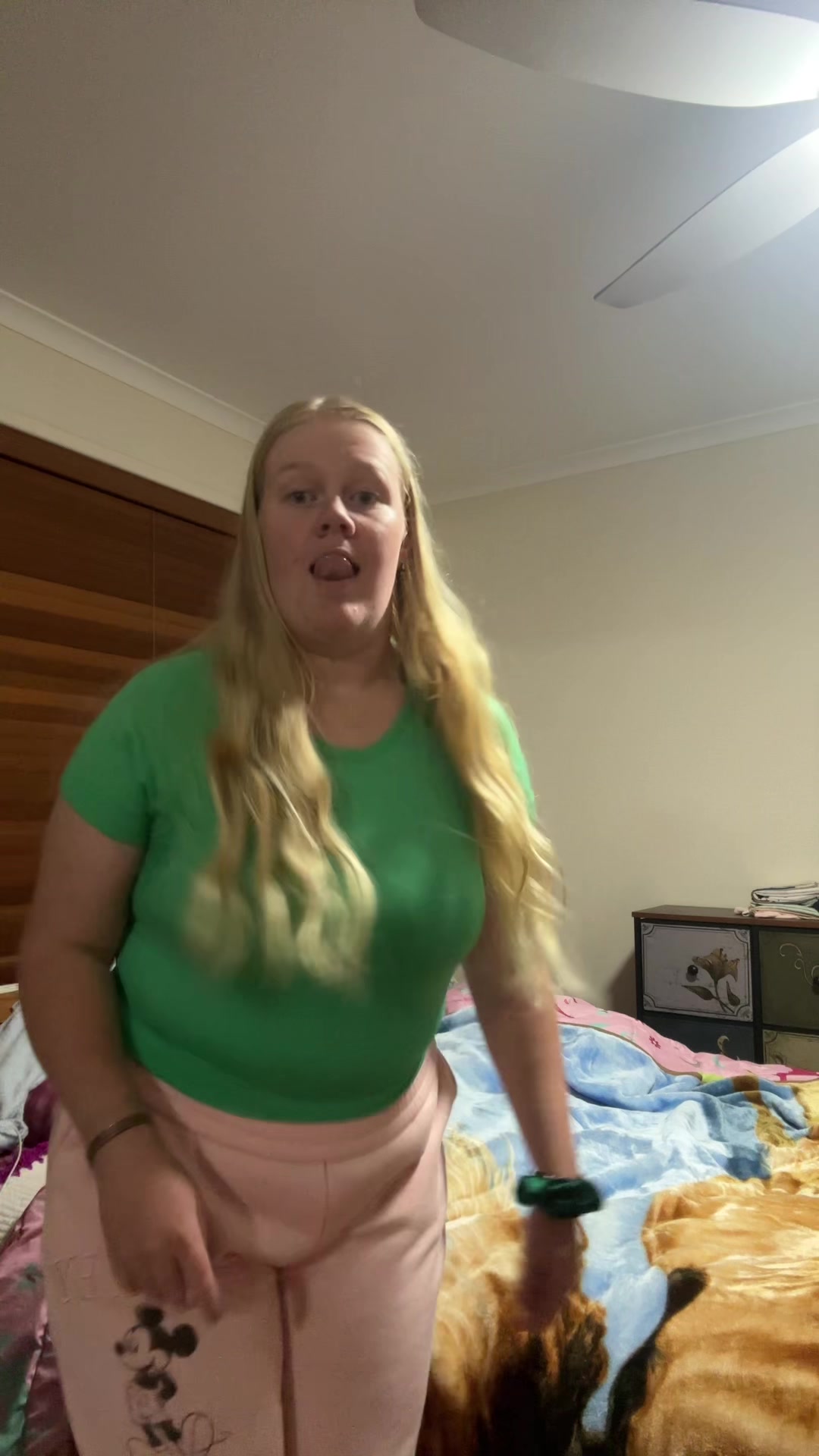 @Usxr_XKRRI