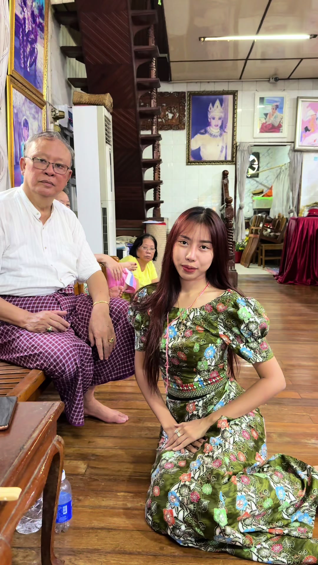 @အကြားမြင်ဆရာမလေးစံအိမ်မှူး