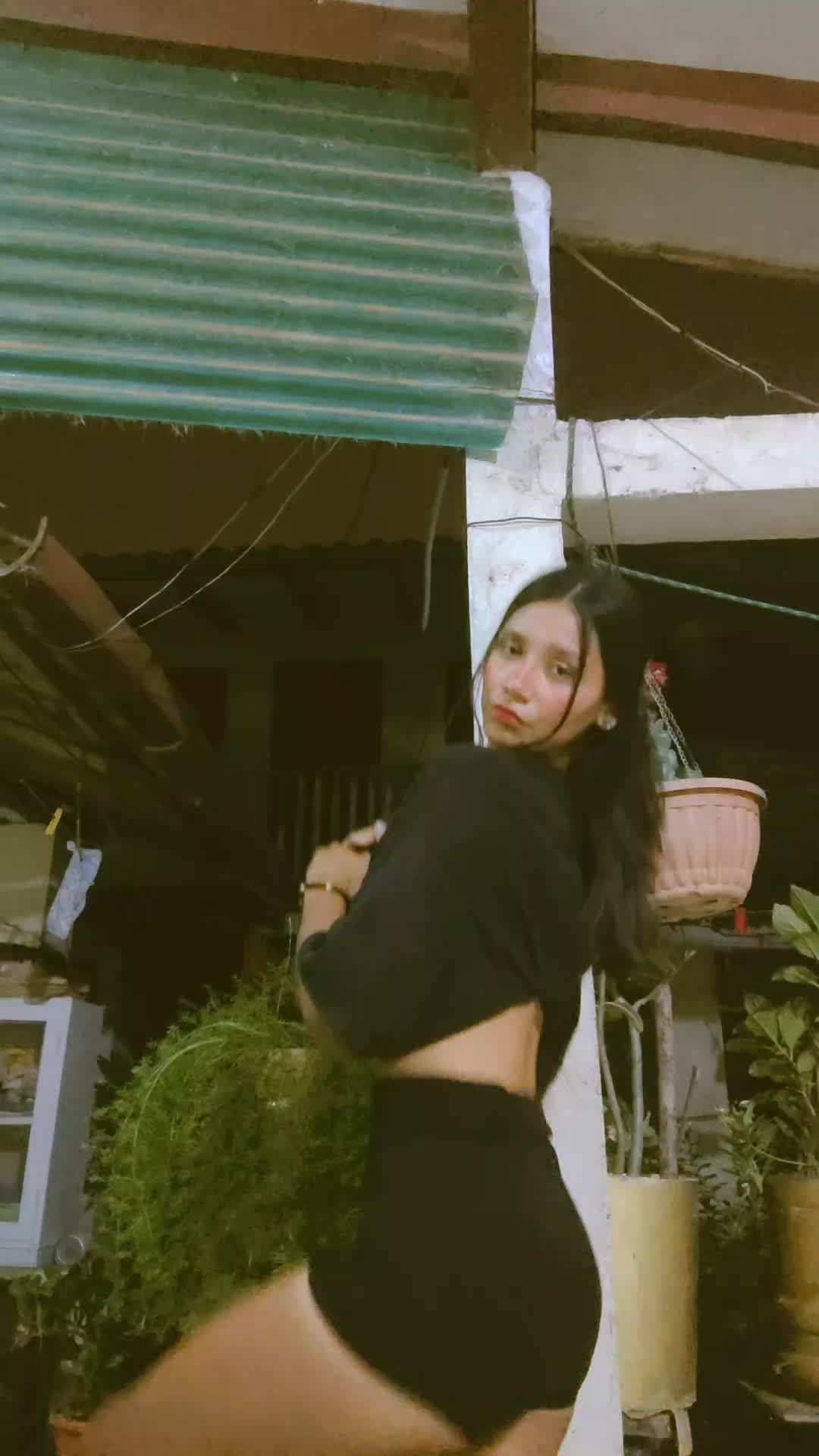@𝓐𝓵𝓮🌸