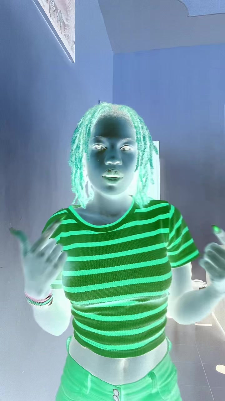 @🦋🖤