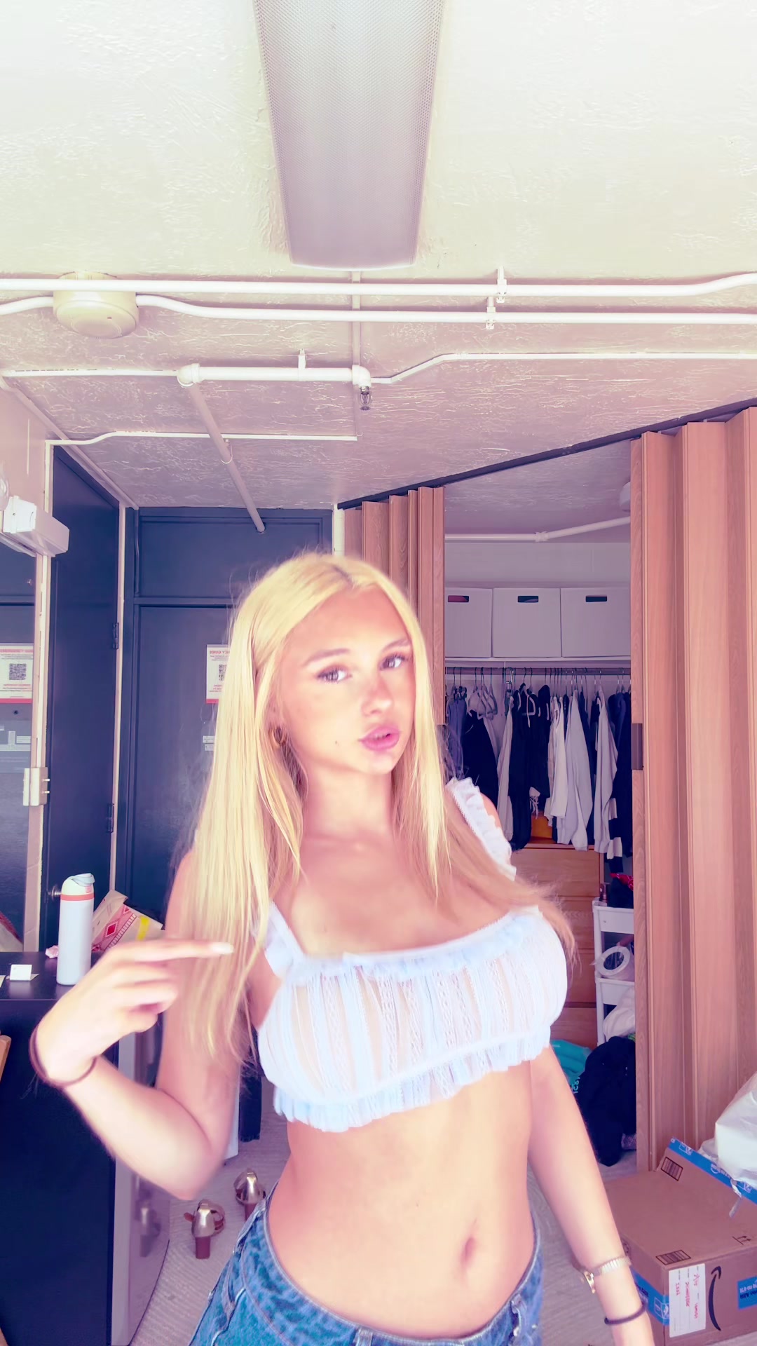 @lilizzyvert___