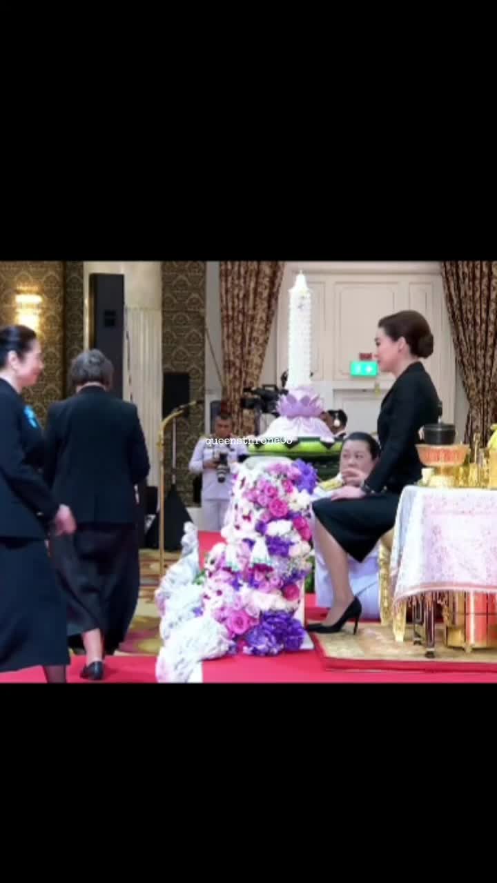 @บัลลังก์ควีน💎👑