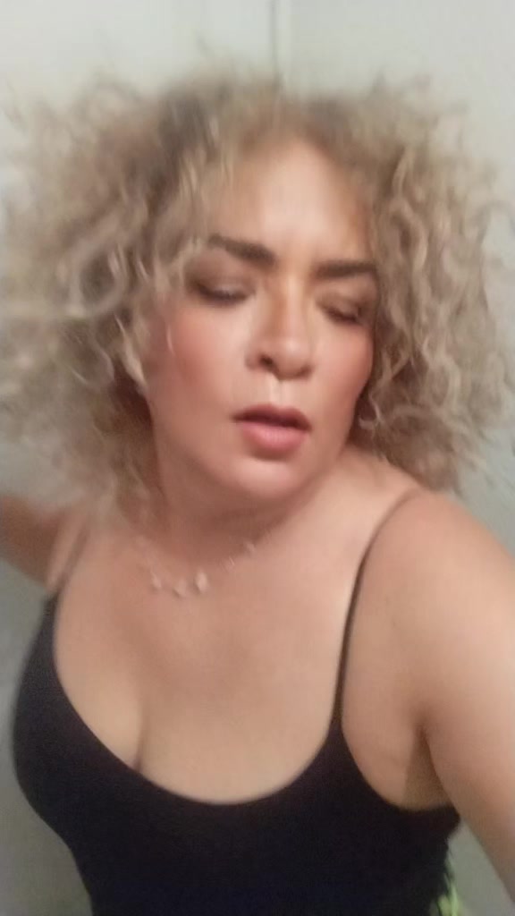 @ELI_FLO2000