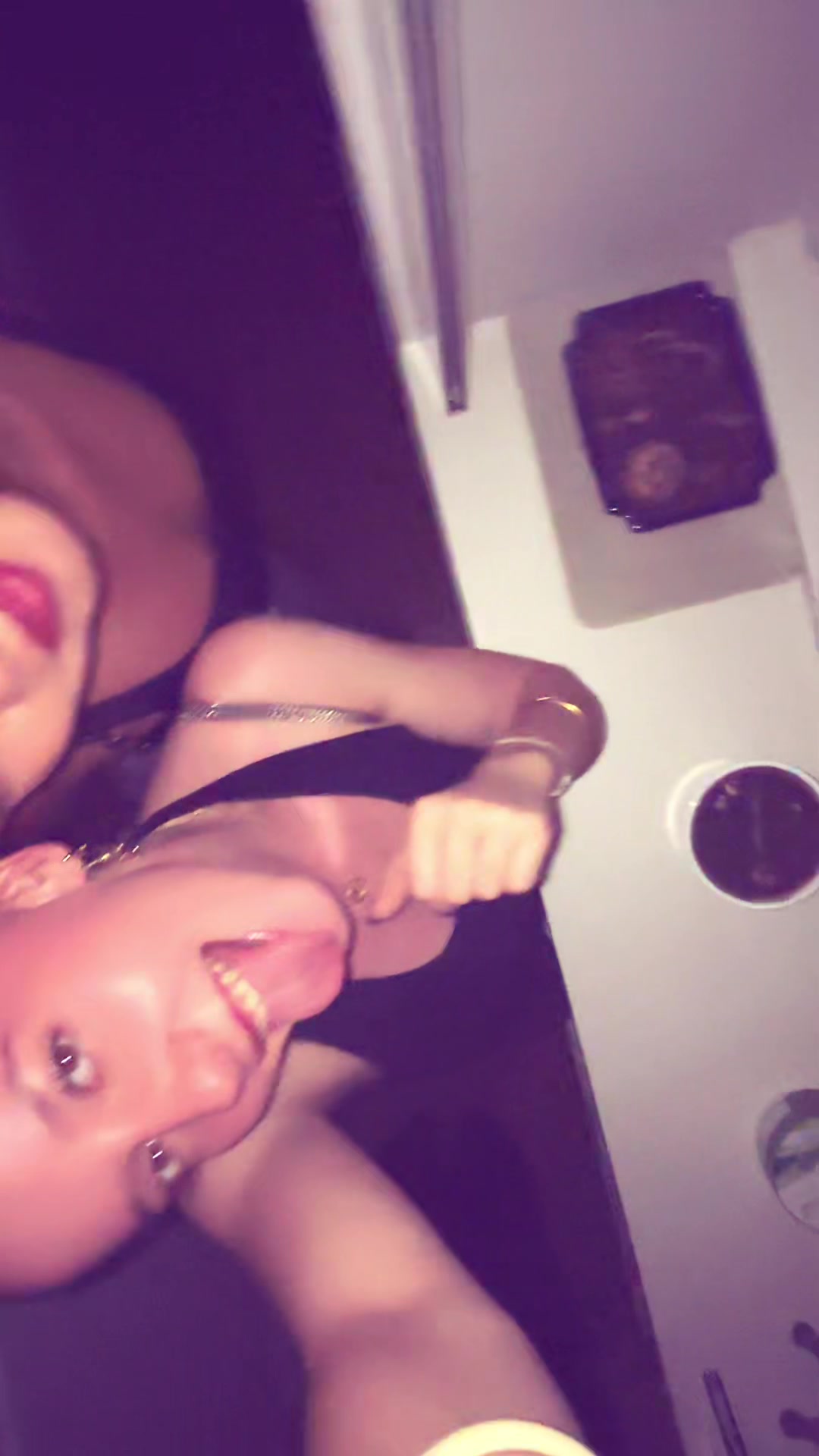 @jadeee