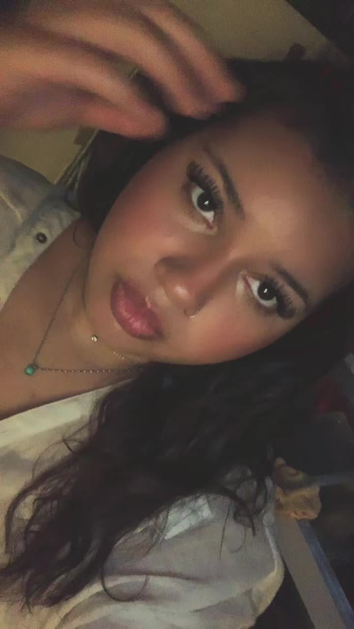 @Layna