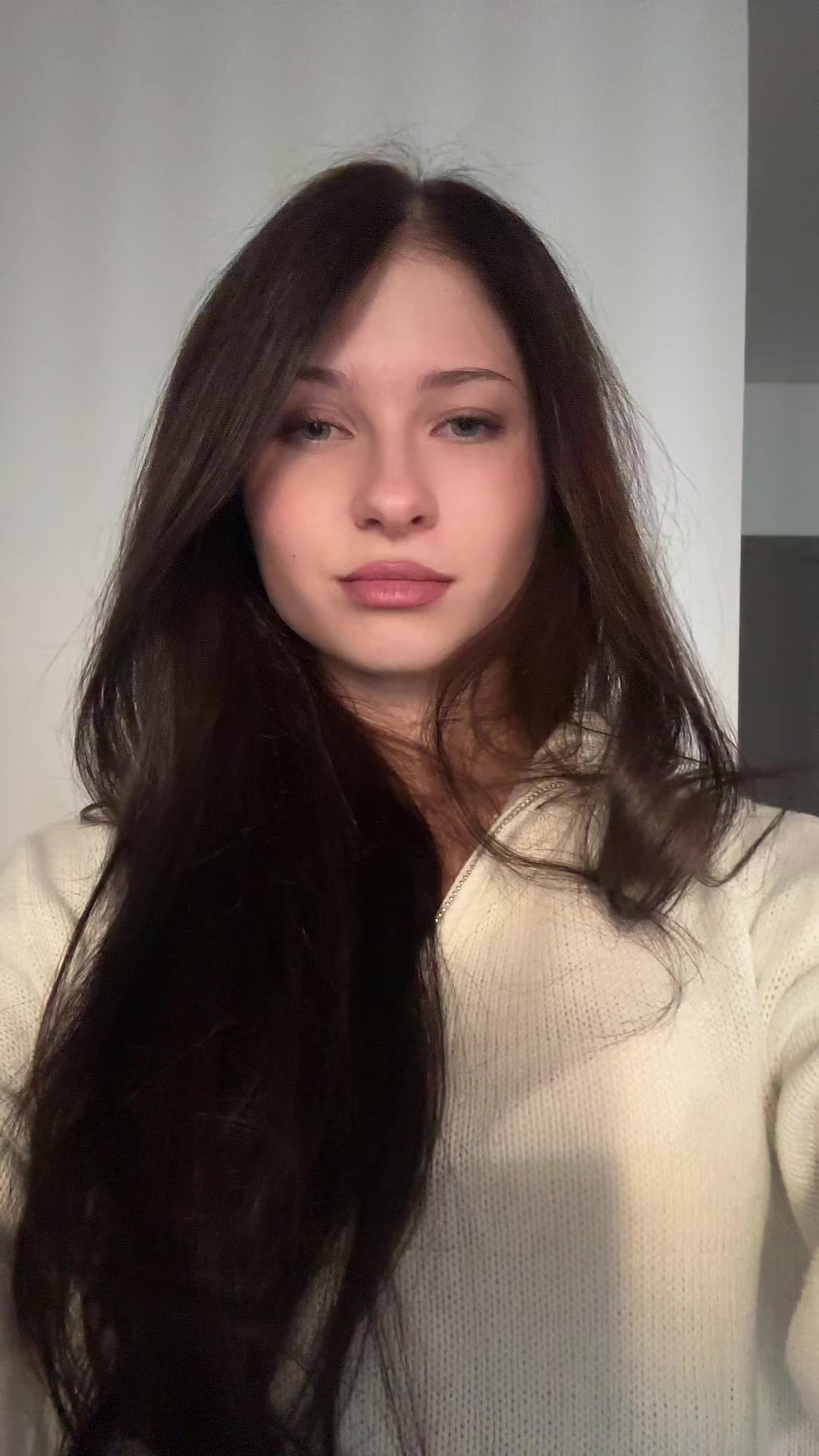@аник