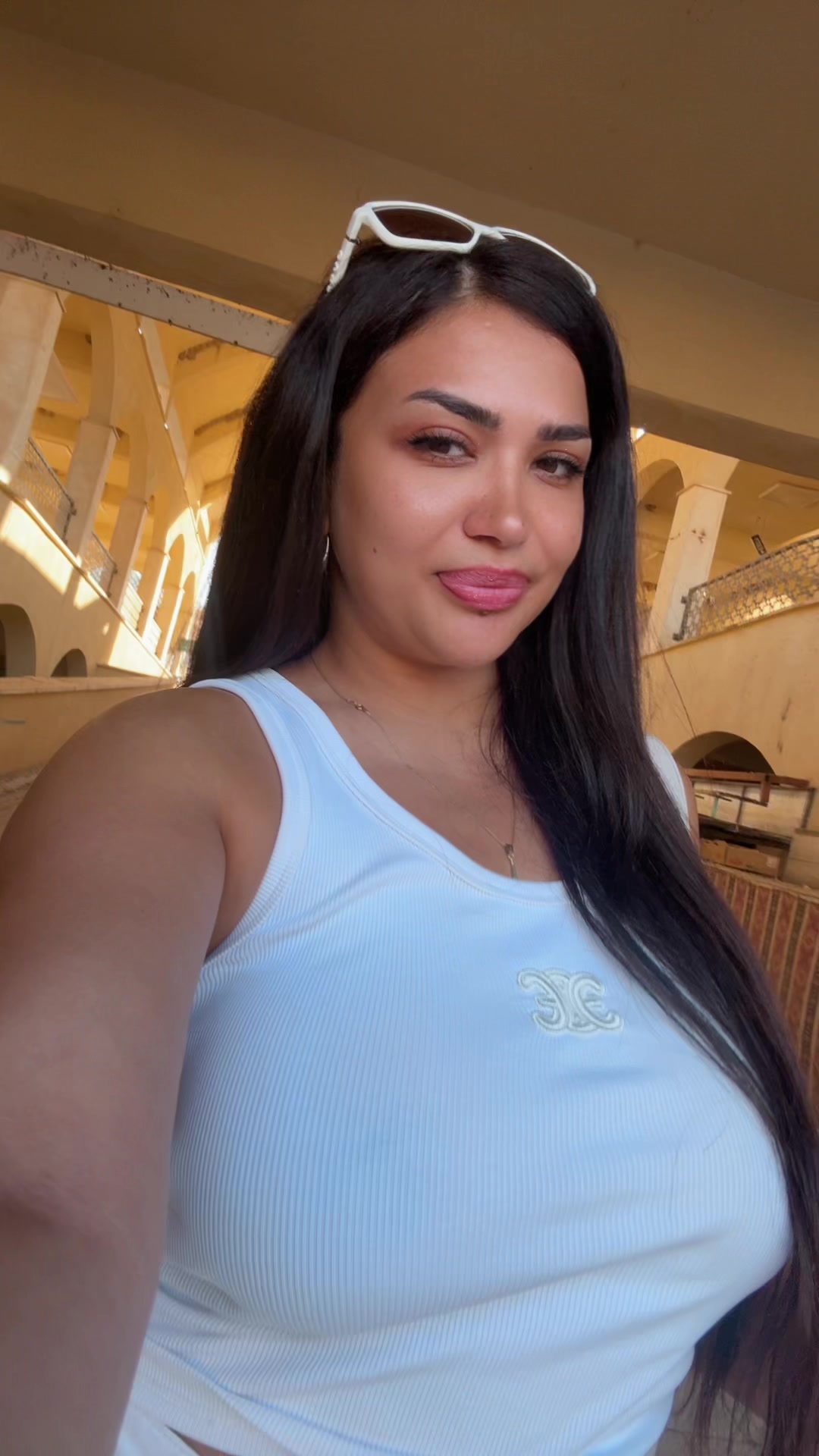 @Mahsa__eyr