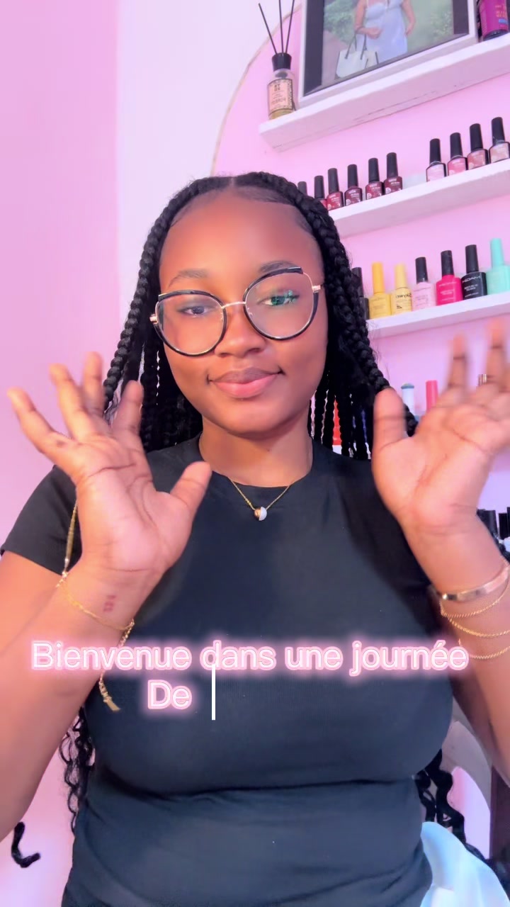 @LAURNA ÉCLAT D’ONGLE