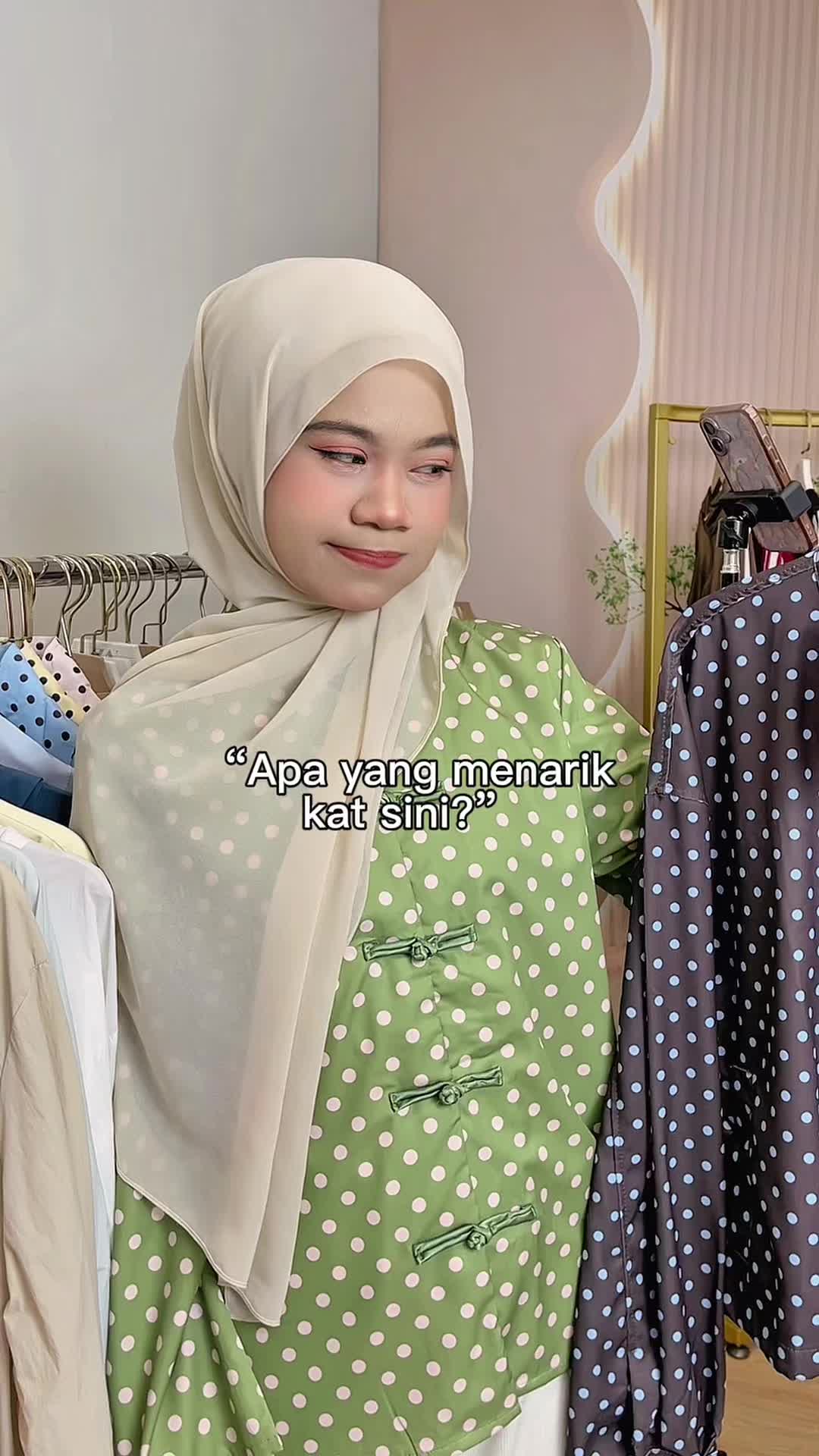 @Zoe Arisah Outfit