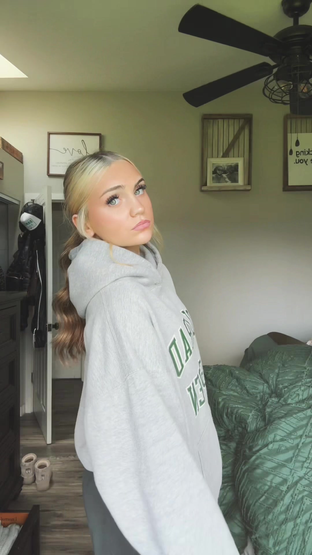 @olivia