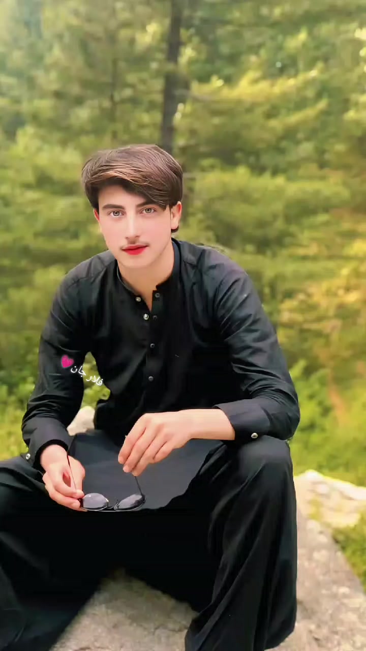 @Mujahidsalar👬