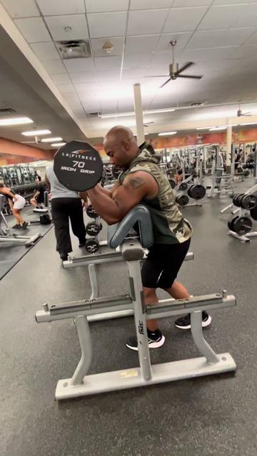 @dmv_modelsamuel