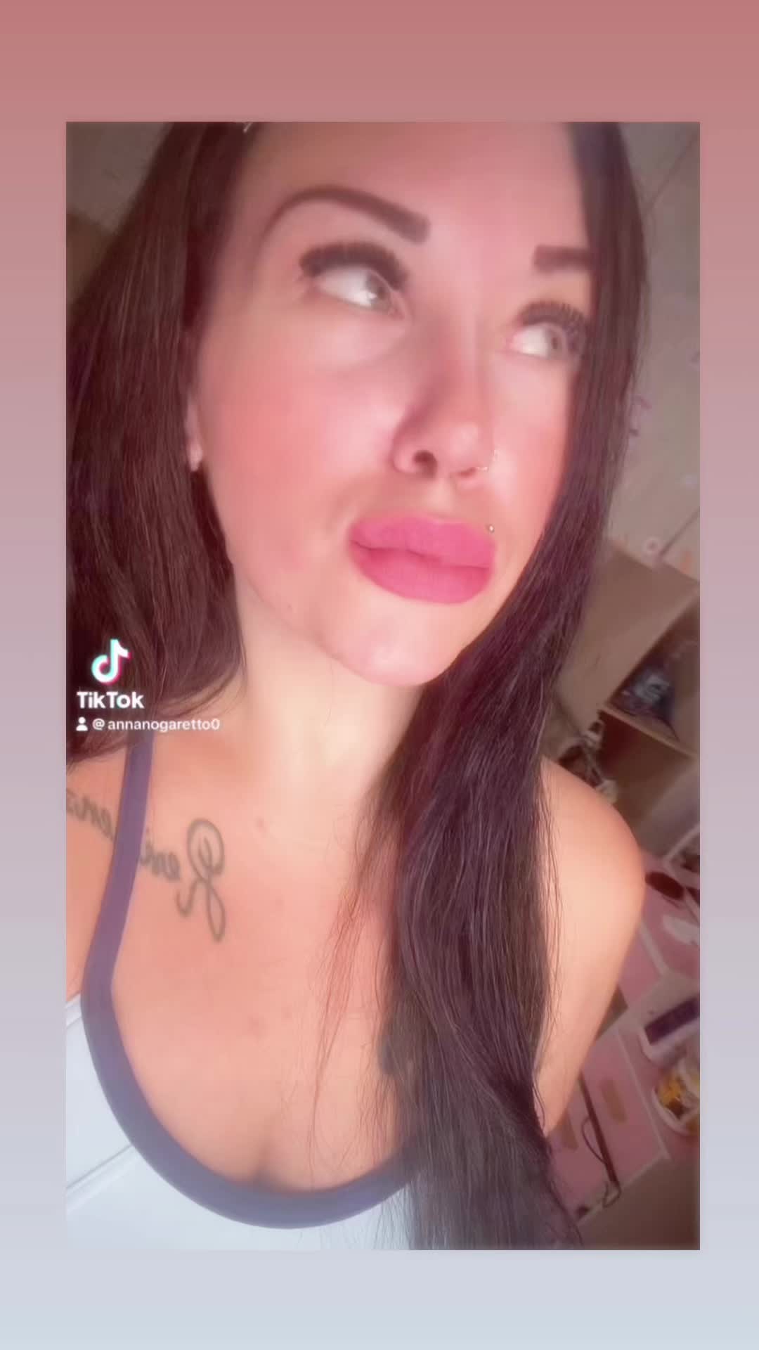 @Anna♌️