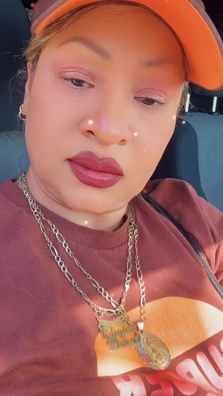 @Dora L
