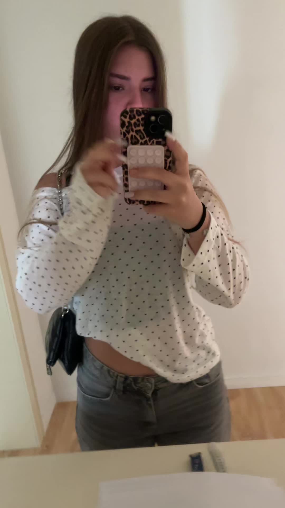 @Likin_sss•
