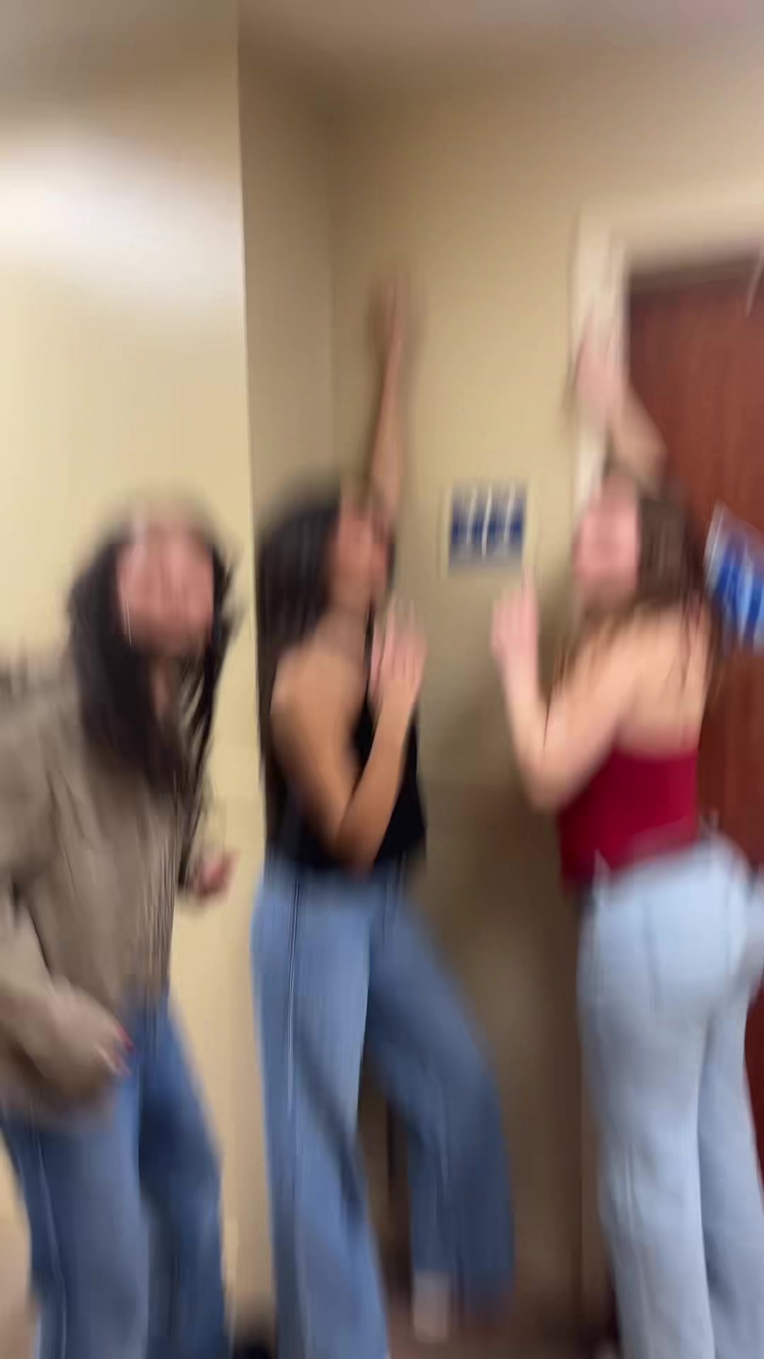 @mikayla