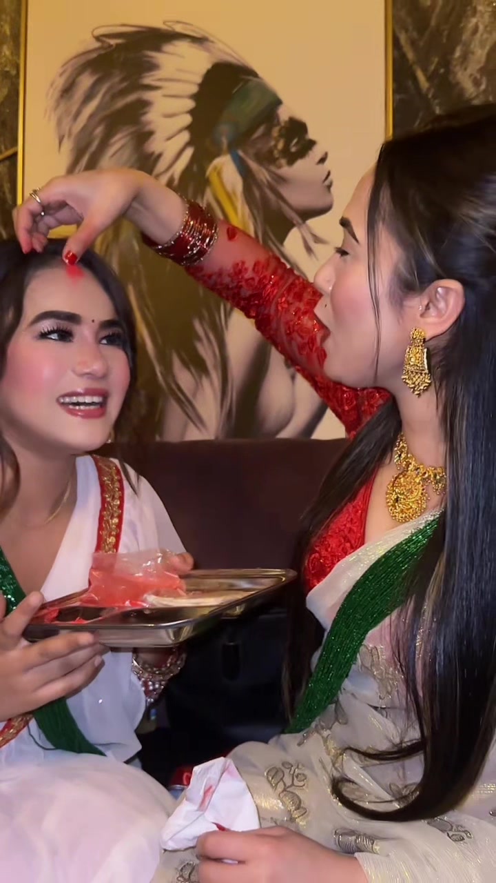 @असु