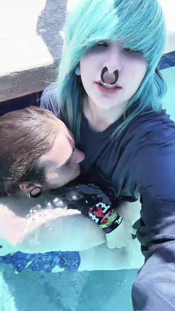 @Xx_CHARLI_CLAWS_xX
