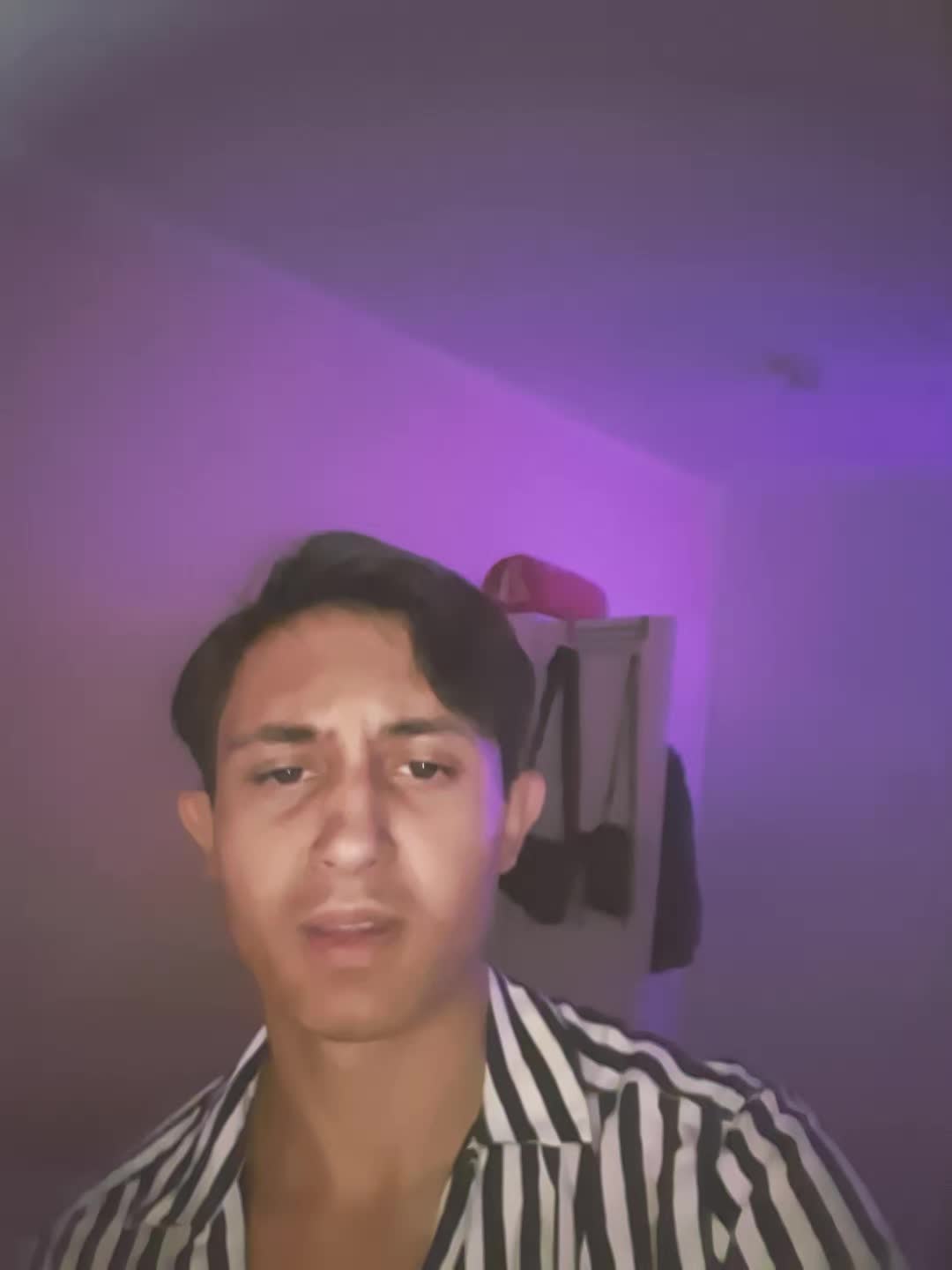 @&sup1;&sup3;⁰&sup1;🇬🇷
