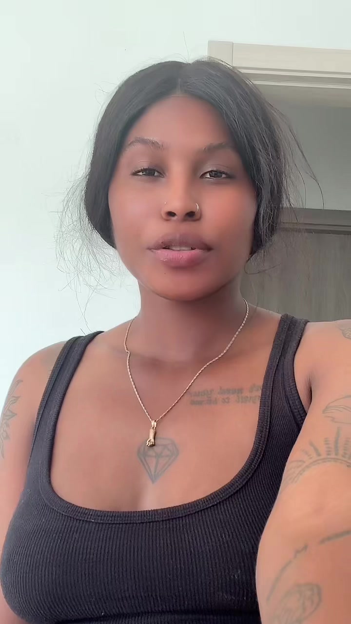 @B U R G U E S A A A ❤️
