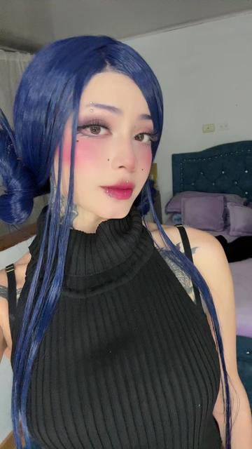 @Cute_loree