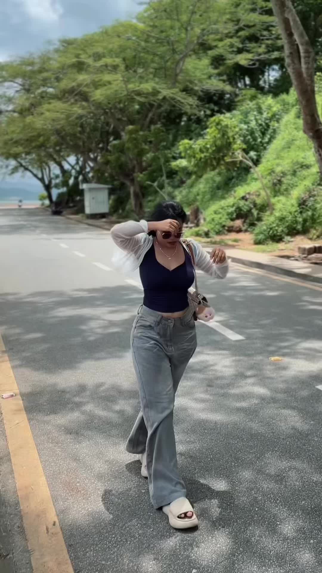 @𝑪𝒉𝒖𝒆🦋