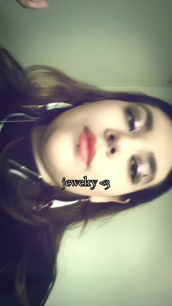 @aurora⊙⊝⊜