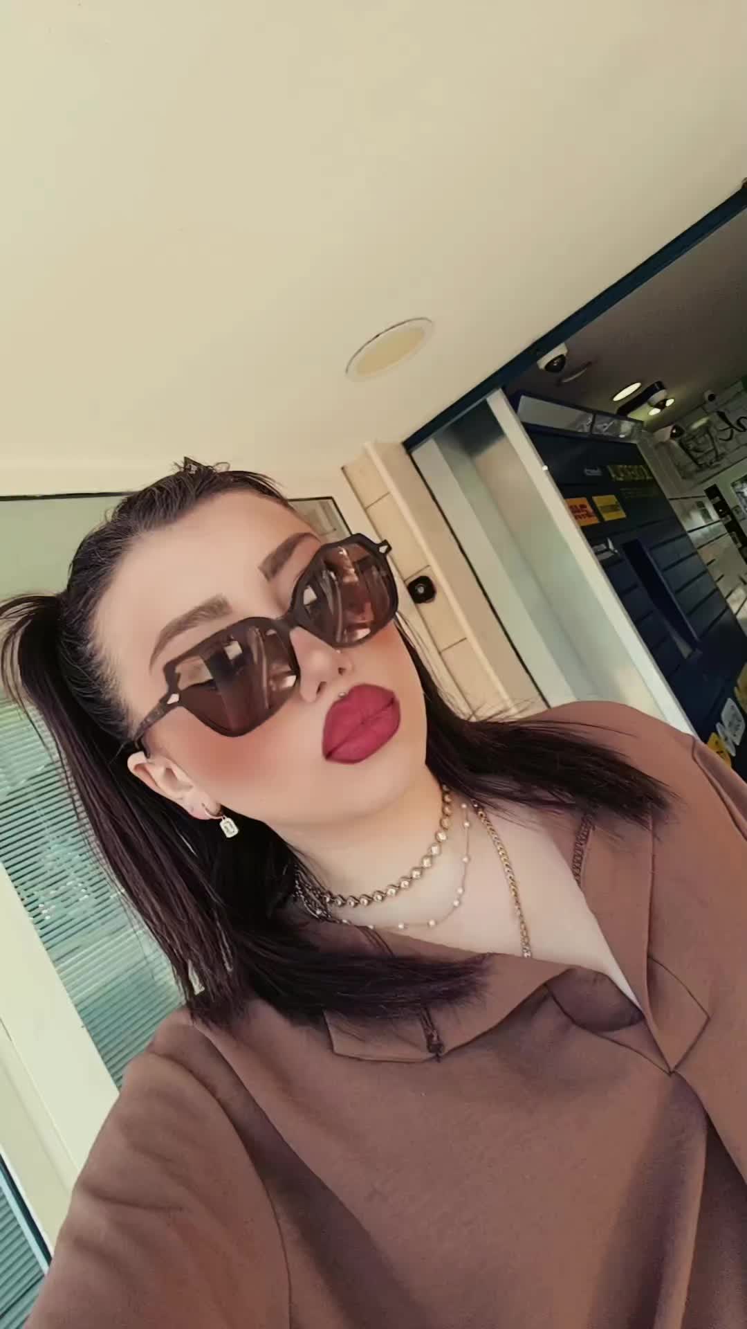 @veronica_leogrande