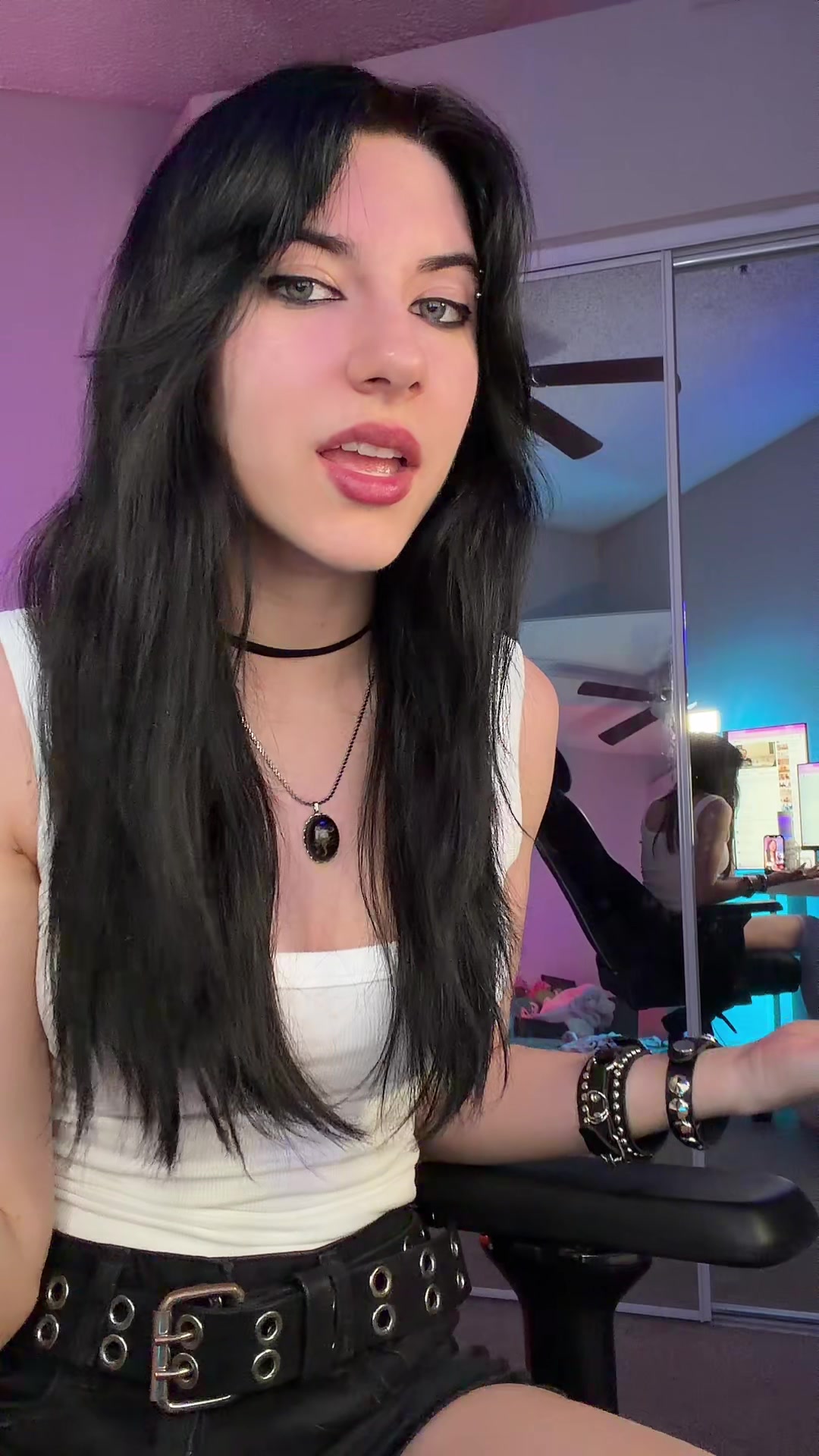 @aveziezzz