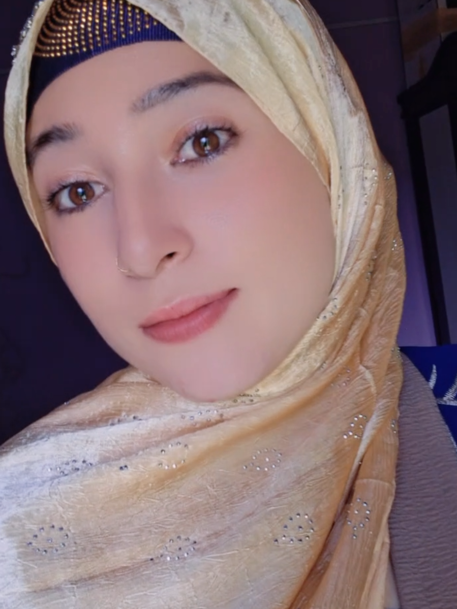 @Salina Miya