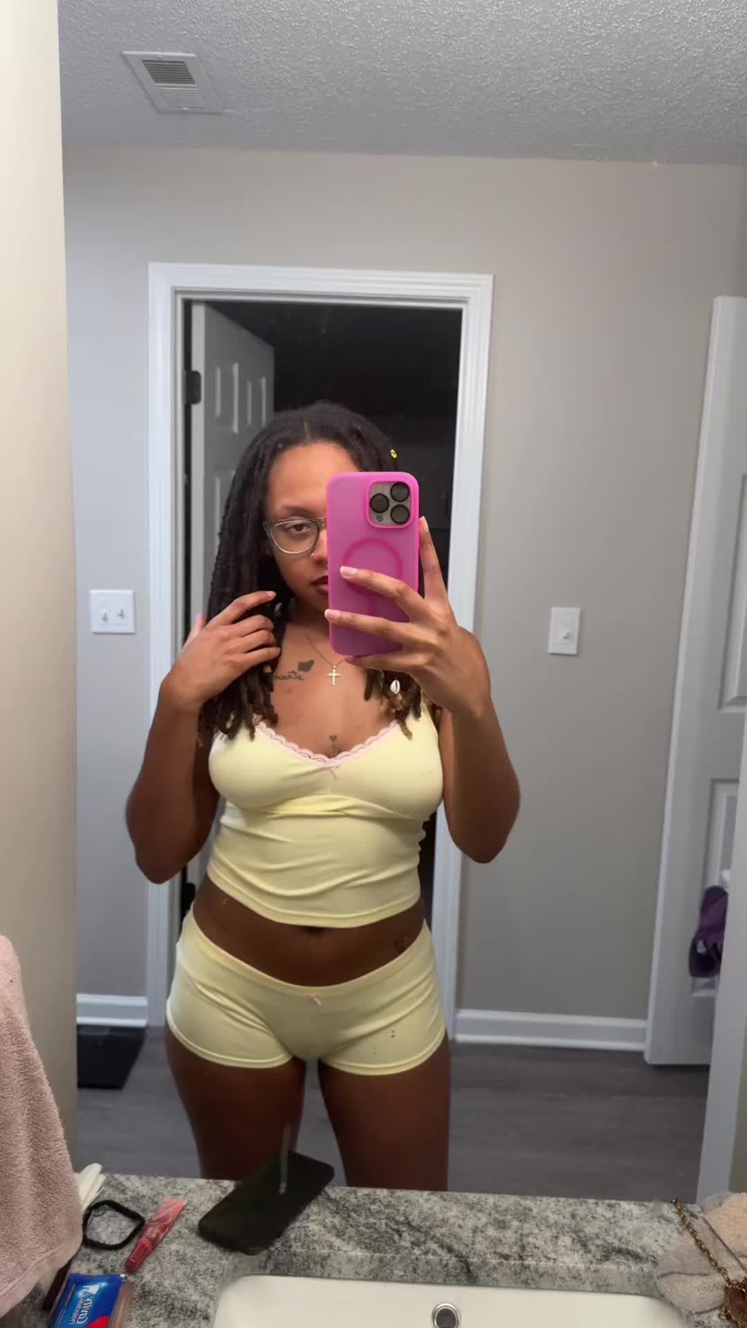 @ilovedesi__