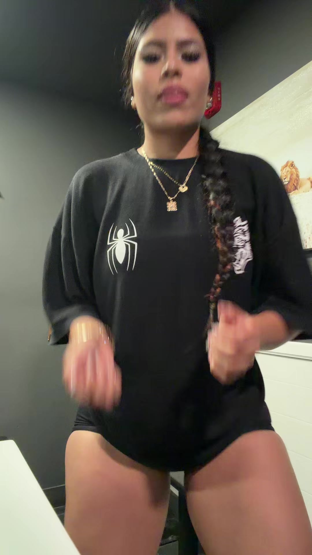 @Iris
