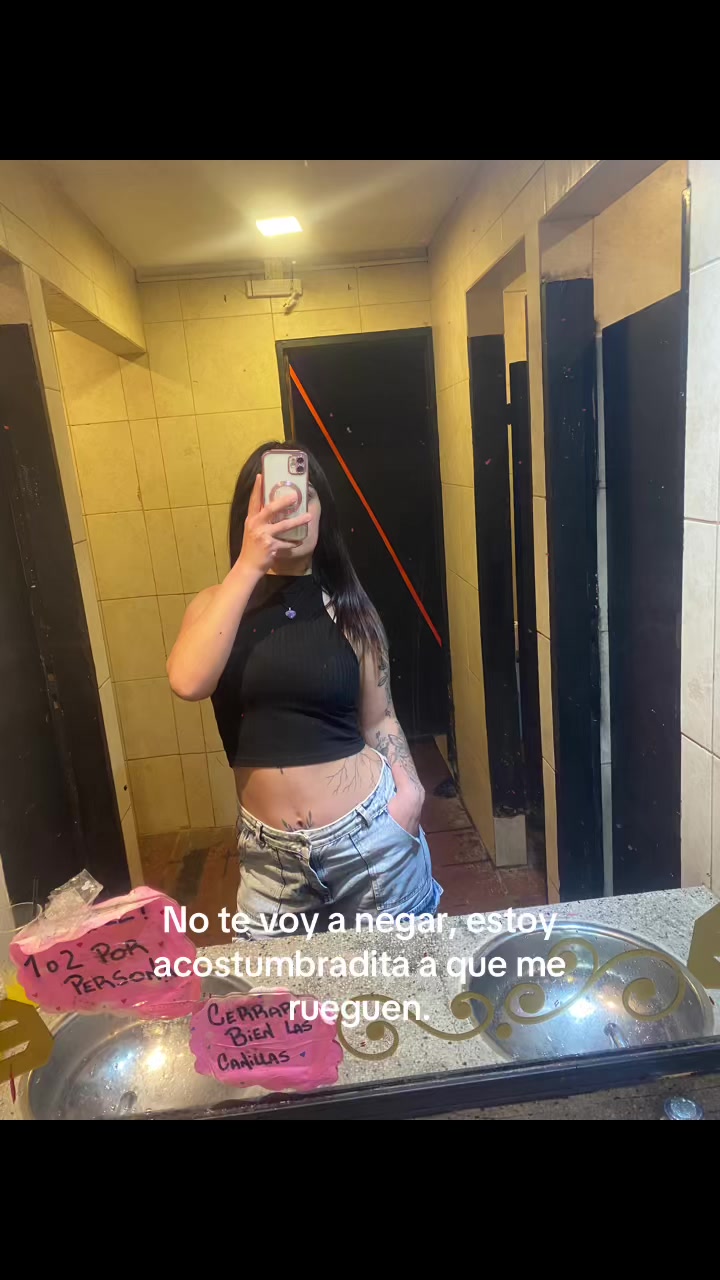 @Mariana Pezoaa