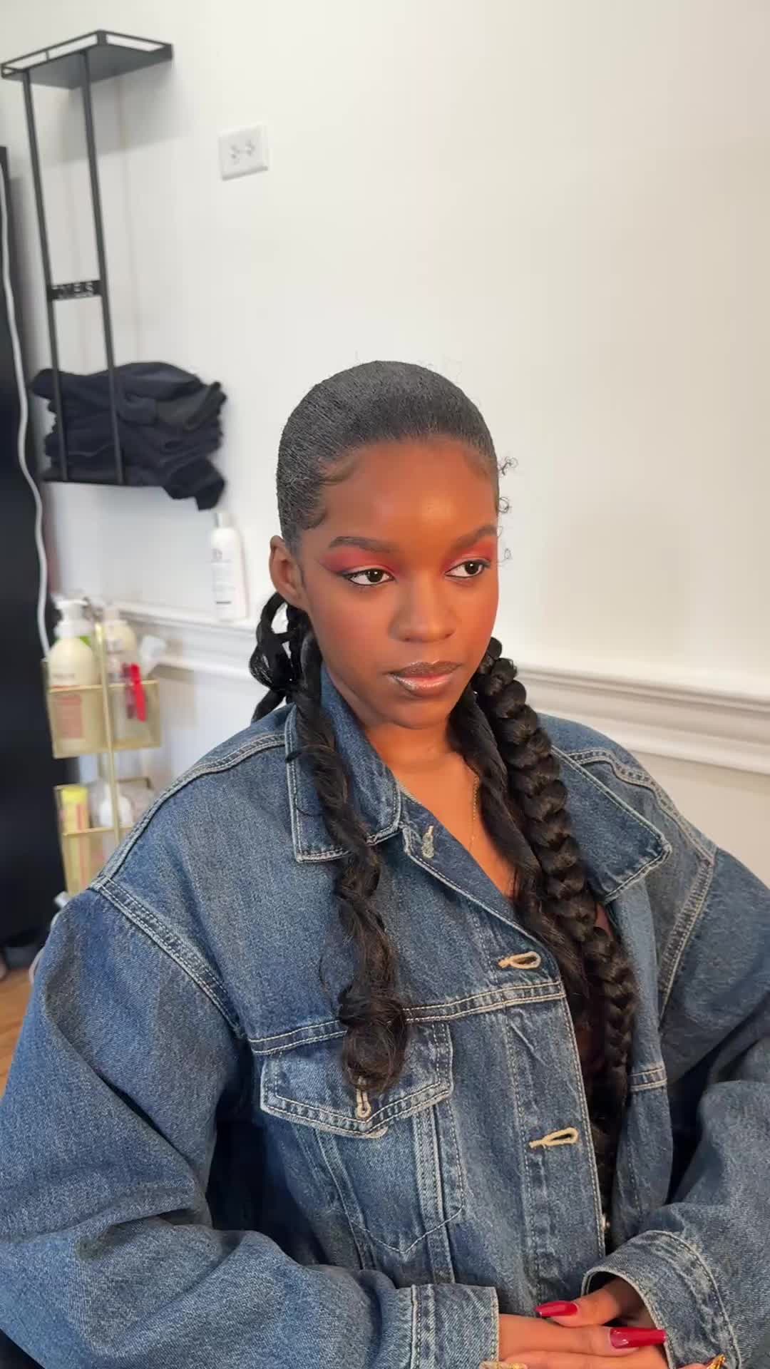 @Makeup By Vonn
